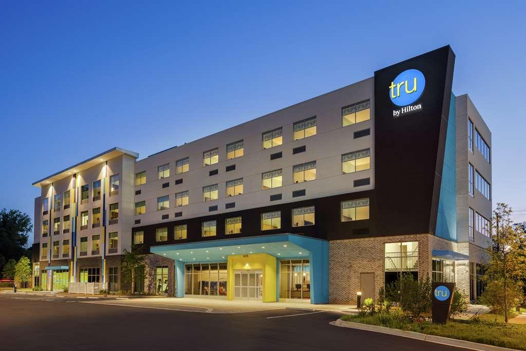 Tru By Hilton Charlotte Tyvola I-77 Hotel Exterior photo